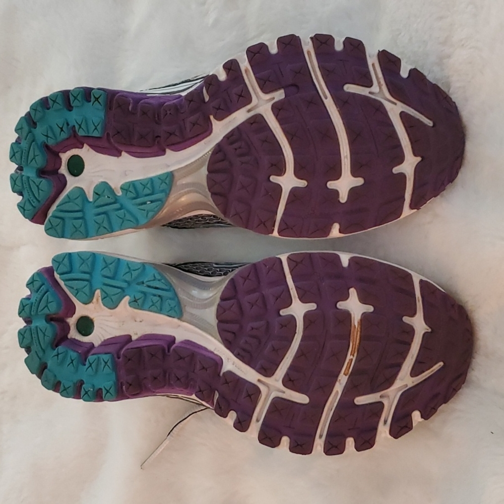 EUC Brooks GHOST running shoes Sz 6 Euro 6.5 - Picture 4 of 9